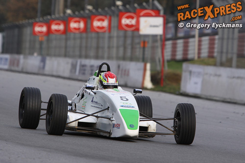 Jorrit Pex testdebuut in Formule Ford